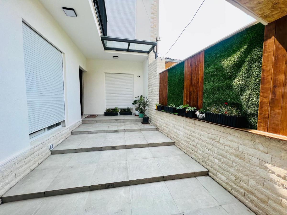 Te Nana Home Shkodra Exterior foto